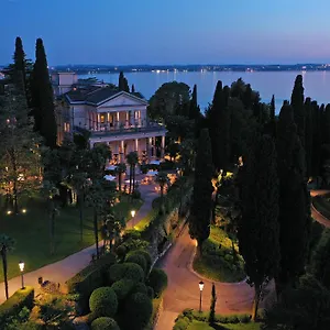 villa-cortine-palace-hotel-sirmione.it-lombardy.com/